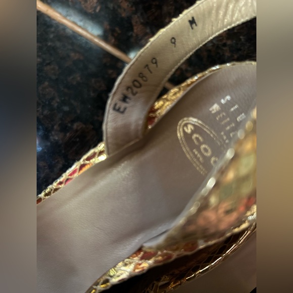 Stuart Weitzman metallic Gold snake print cork espadrilles ankle buckle strap 9 - Picture 9 of 10